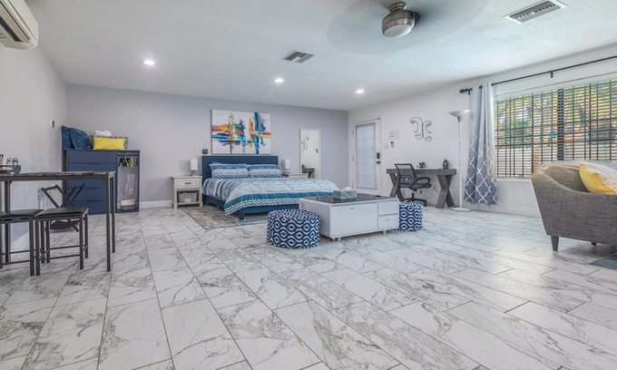 Yuma Cabaña | The Yellow Bench at Yuma [No Cleaning Fee]