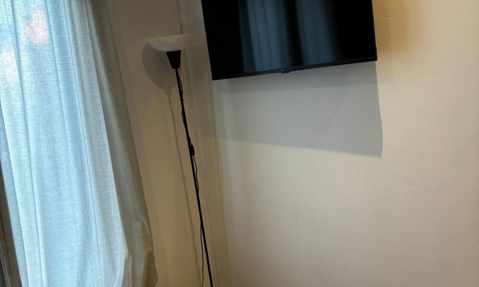 Ghent Apartamento | Comfortable 2BR Stay | Near Korenmarkt + WiFi