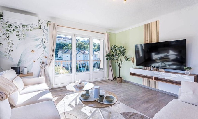 Joeuf Apartamento | Marie - Comfort & Brightness - 115m² - 2sdb - Wifi