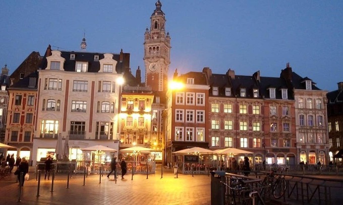 La Bassee Casa | House center