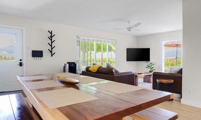 Bouvet Island Casa | Enchanting Wine Country Retreat ~ Hot Tub & Vineyard Views 3BD/2BA