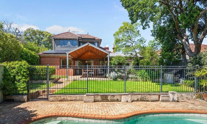 Floreat Casa | Luxury Resort Living in Floreat