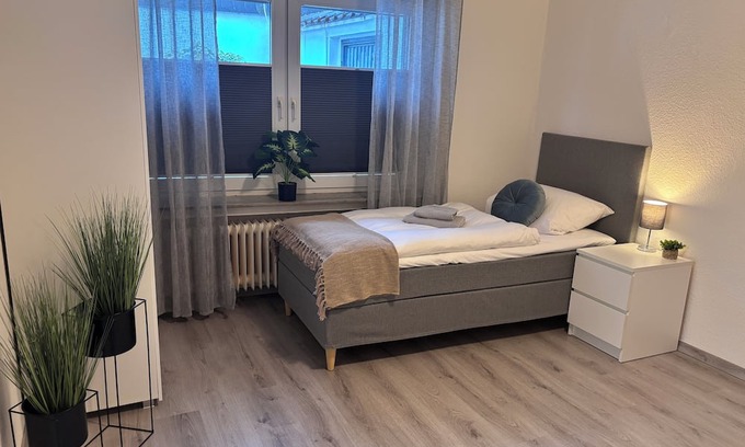 Datteln Casa | 60 m² bungalow with garden | W-LAN | bathtub | washing machine | modern | SmartTV