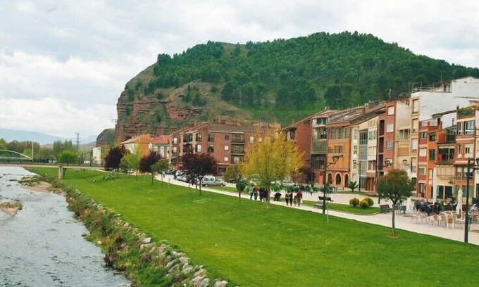 Nájera Complejo | Zabala Martinez AT La Piedra