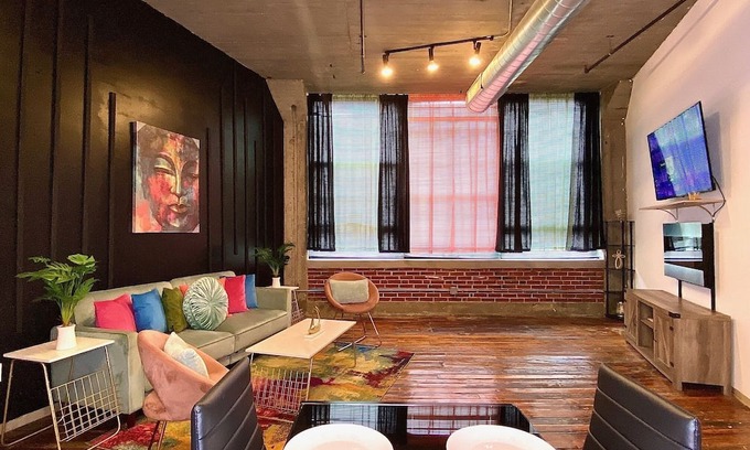 Downtown St. Louis Apartamento | Downtown STL Lovely Loft w/Pool/Free Breakfast/Free Parking
