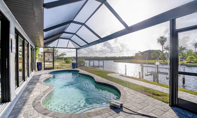 Burnt Store Isles Casa | Punta Gorda Paradise 3BR with Water Views & P