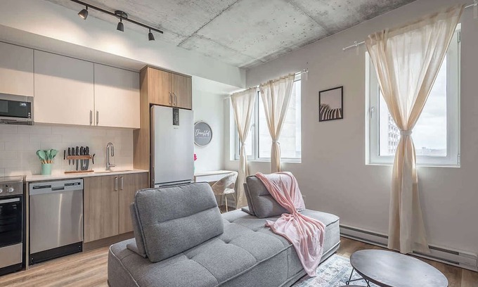 Shaughnessy Village Apartamento | Cozy 1BR- Concordia- Gym