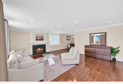 West Covina Villa | Easy Access to Everywhere