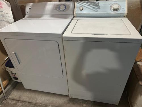 Valley Oak Cama Y Desayuno | 2042 Atchenson street , Stockton 95210