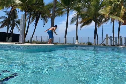 Acajutla Casa | Casa de Playa Costa Azul Frente al Mar Wifi